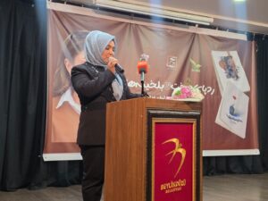 خدیجه بهرامیان ـ نویسنده و عضو انجمن فرهنگی سخن